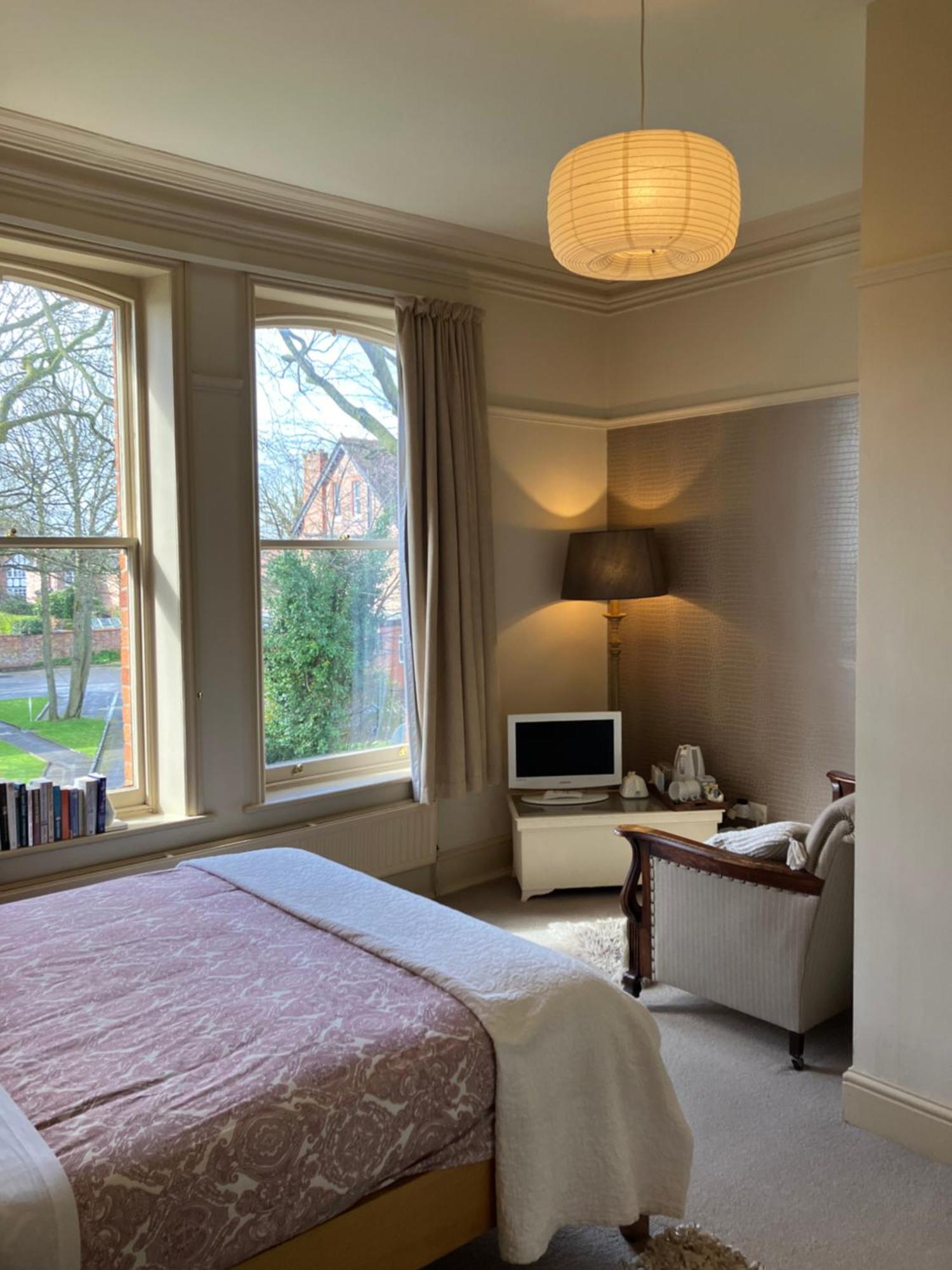 Cornerstones Guest House Сейл Экстерьер фото
