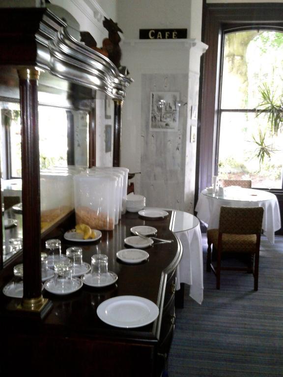 Cornerstones Guest House Сейл Экстерьер фото
